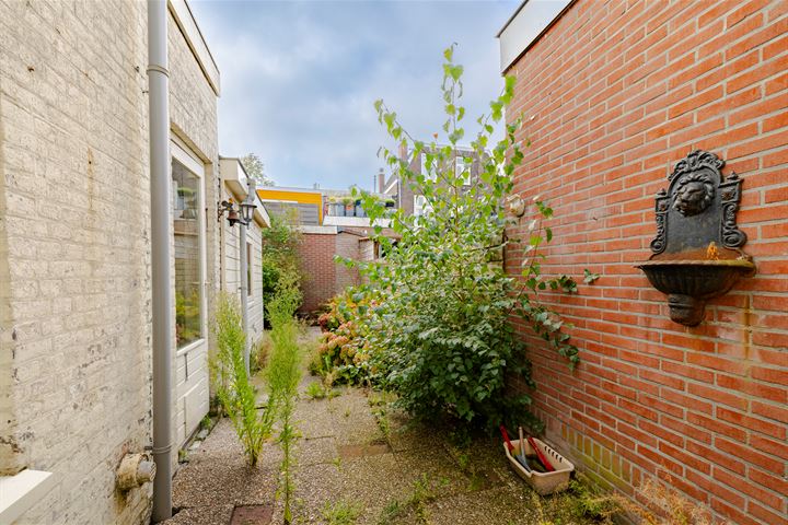 View photo 12 of Tweede Vooruitgangstraat 9