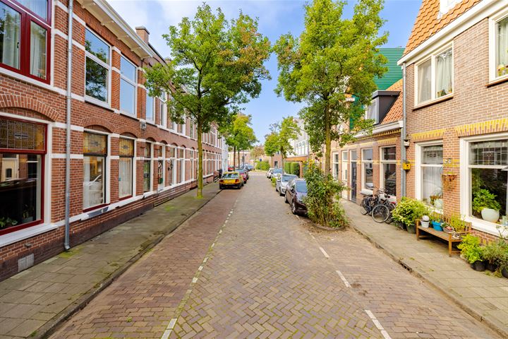 View photo 27 of Tweede Vooruitgangstraat 9