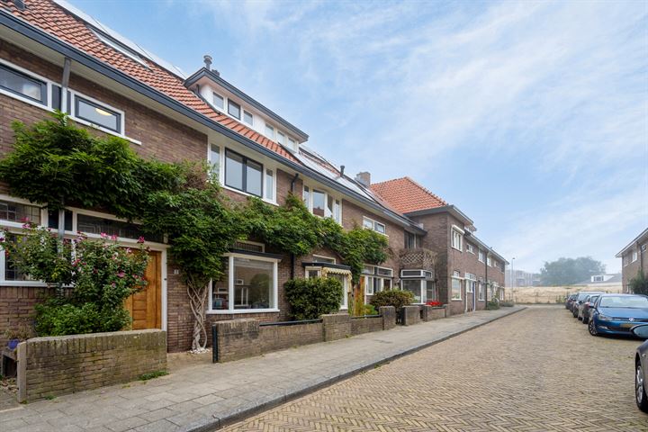 Bekijk foto 42 van Beerninkstraat 11