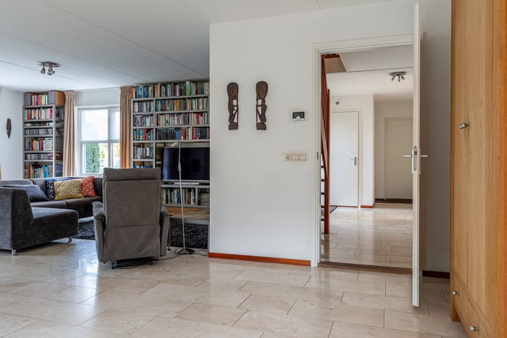 Foto 23 van J. Droststraat 5