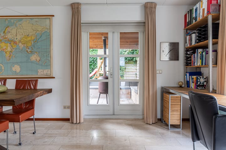 Foto 31 van J. Droststraat 5