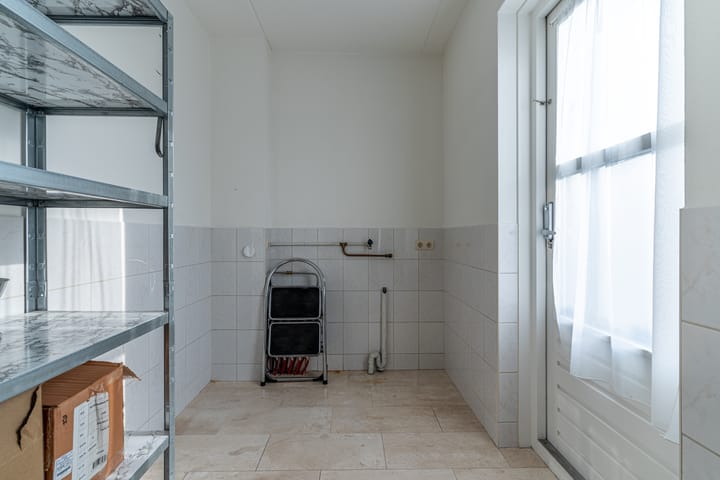 Foto 39 van J. Droststraat 5