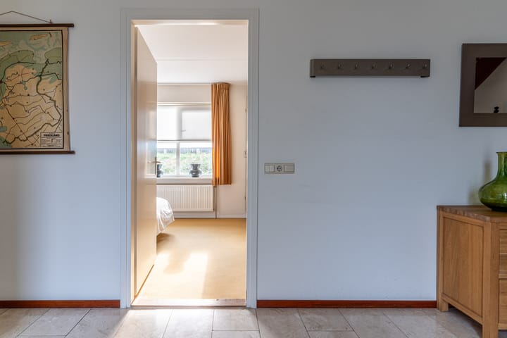 Foto 41 van J. Droststraat 5