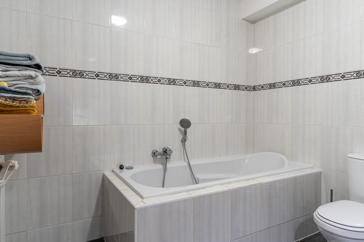 Foto 46 van J. Droststraat 5