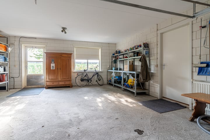 Foto 49 van J. Droststraat 5