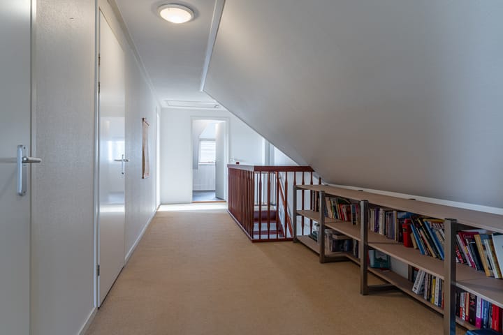 Foto 54 van J. Droststraat 5