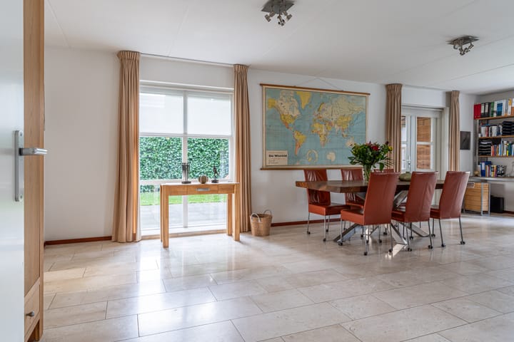 Foto 24 van J. Droststraat 5