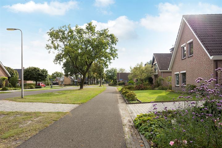 Bekijk foto 38 van Kerkenweg 27