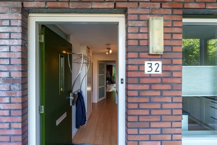 Bekijk foto 9 van Molukkenstraat 32