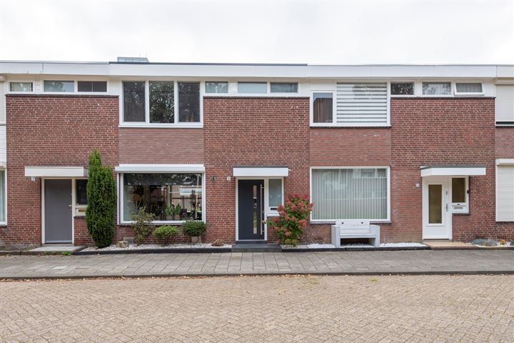 Bekijk foto 1 van Mangrovestraat 16