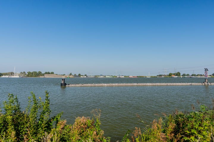 Photo 37 of Kea Boumanstraat 150-A