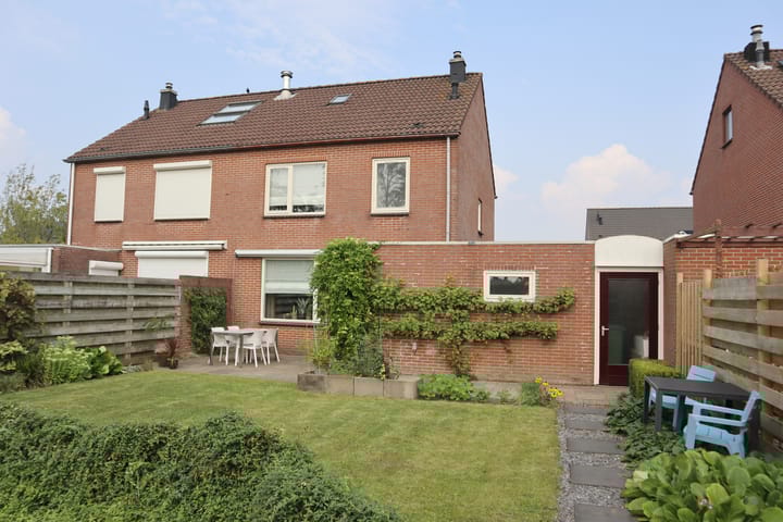 Foto 27 van Karel Doormanstraat 18