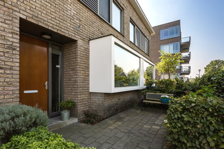 View photo 6 of Lingestraat 133