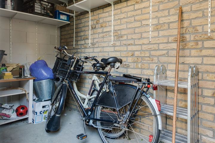 Bekijk foto 36 van Lingestraat 133