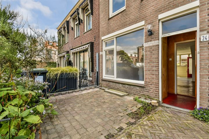 Bekijk foto 2 van Réaumurstraat 24