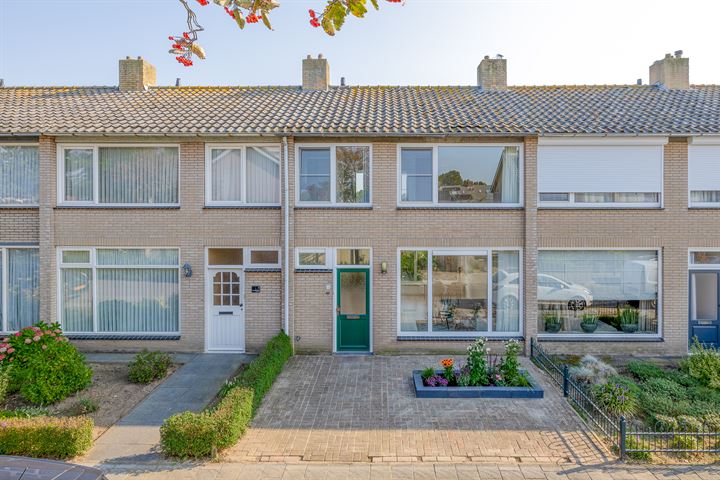 Bekijk foto van Aert van Nesstraat 6