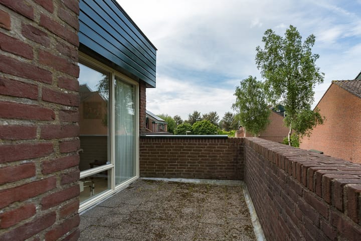 Foto 27 van Van Vredenburchlaan 5