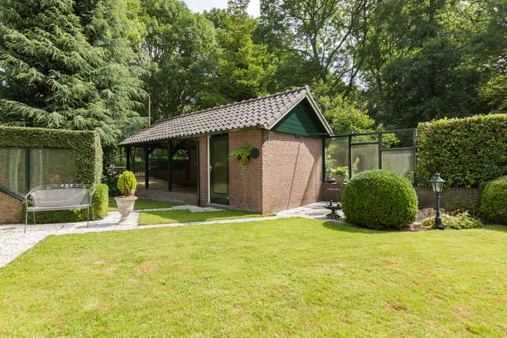 Foto 41 van Van Vredenburchlaan 5