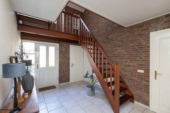 Photo 5 of de Esch 24