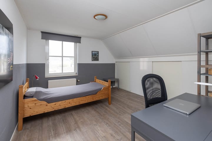 Photo 12 of de Esch 24