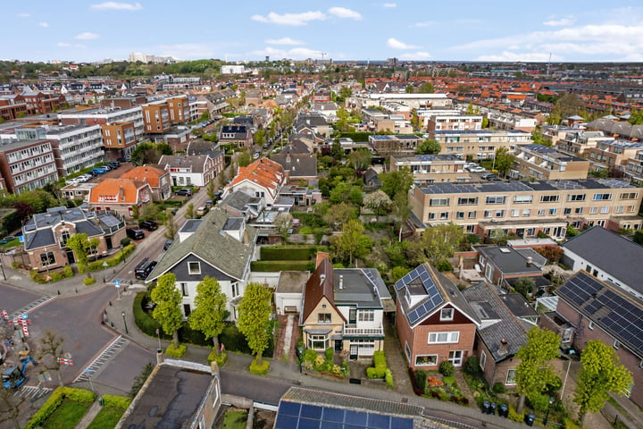 Bekijk foto 41 van Heilige Geestweg 42