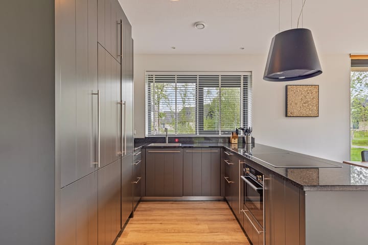 Foto 11 van Valtherweg 36-394