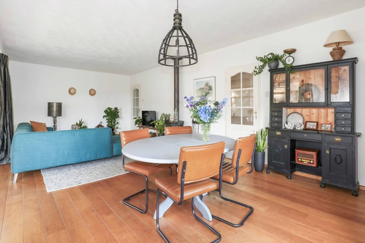 Foto 10 van Van Tuyllstraat 75