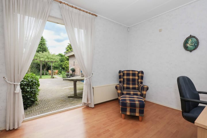 Foto 18 van Van Tuyllstraat 75