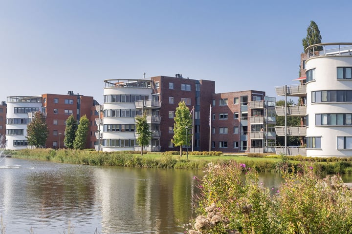 Bekijk foto 34 van Mevrouw De Rooweg 35