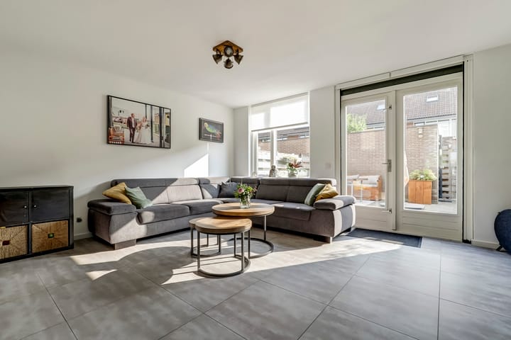 Foto 11 van Monetstraat 5