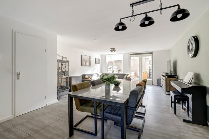 Foto 17 van Monetstraat 5