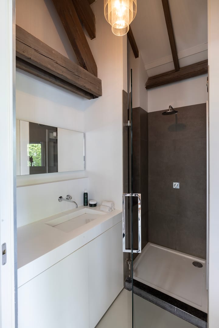 Foto 27 van Aan de Rijn 14-H