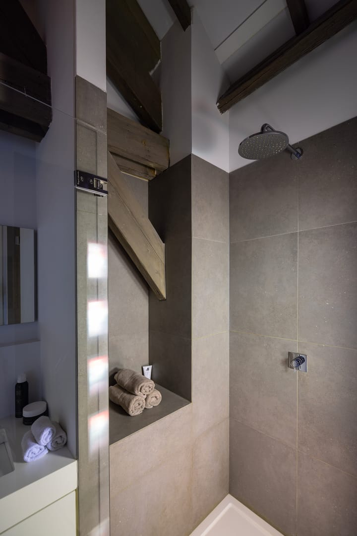 Foto 28 van Aan de Rijn 14-H