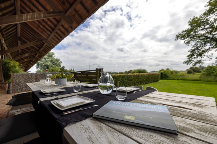 Foto 35 van Aan de Rijn 14-H