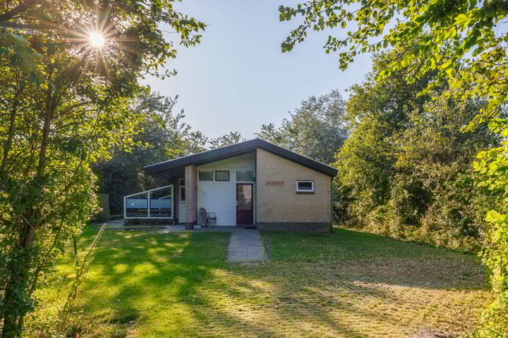 Photo 2 of Duinrooshoek 343