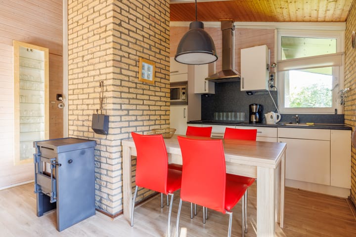 Photo 8 of Duinrooshoek 343