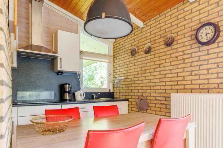 Photo 9 of Duinrooshoek 343