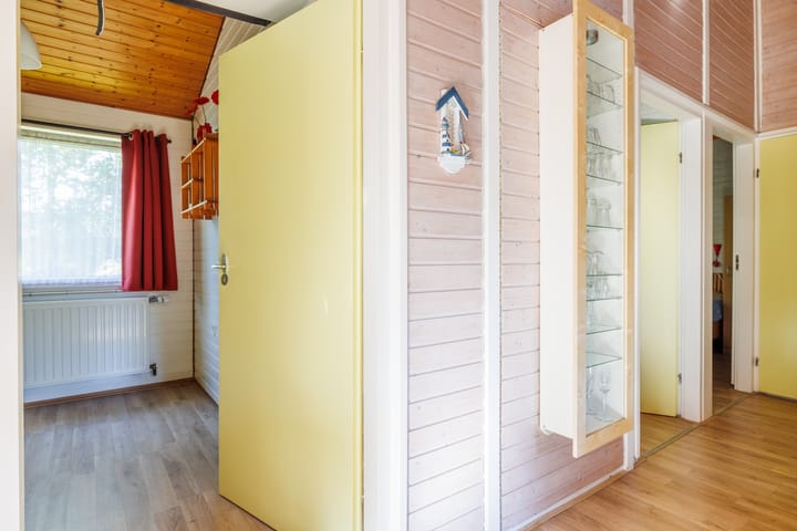 Photo 18 of Duinrooshoek 343