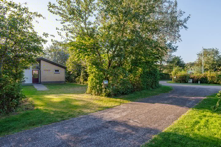 Photo 35 of Duinrooshoek 343