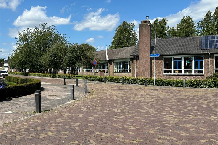 Bekijk foto 9 van Voeghoutenstraat 4