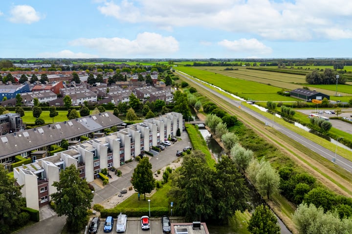 Bekijk foto 44 van Troelstrastraat 22