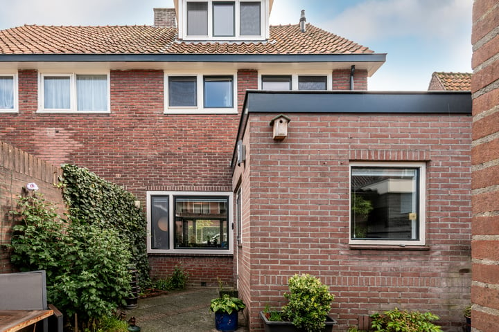 View photo 21 of Heidestraat 24