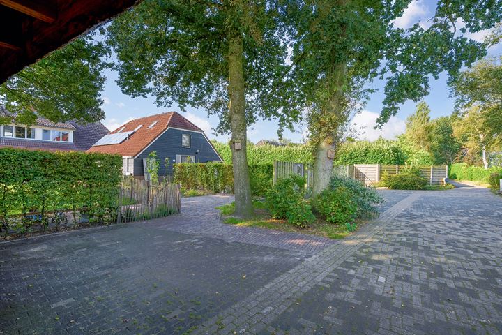 View photo 67 of Peezeweg 5