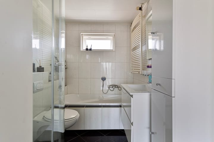 Foto 31 van Burg. van Goelst Meijerweg 13