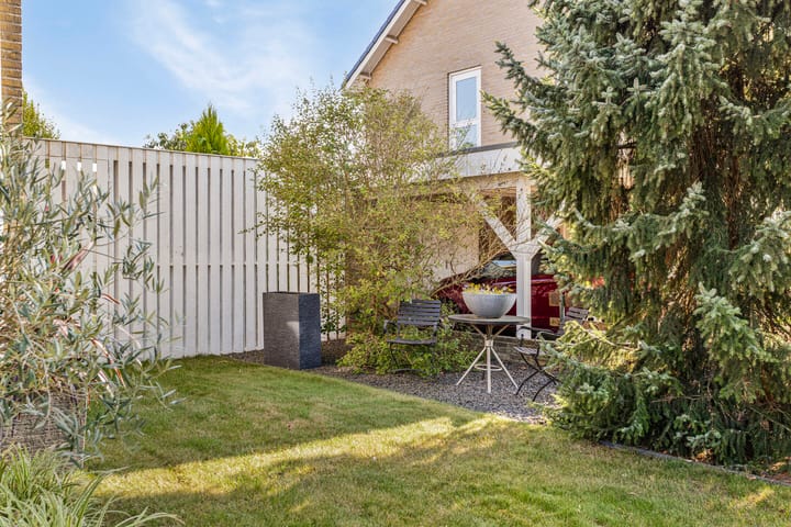 Foto 47 van Burg. van Goelst Meijerweg 13