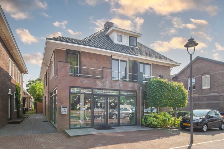 View photo of Dorpstraat 98