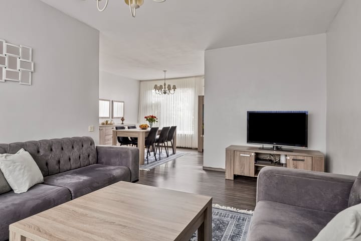 Foto 7 van Monarchstraat 17