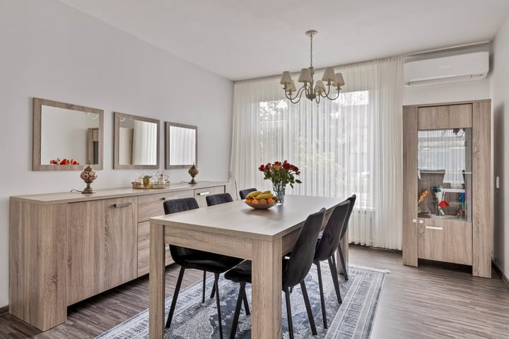 Foto 9 van Monarchstraat 17