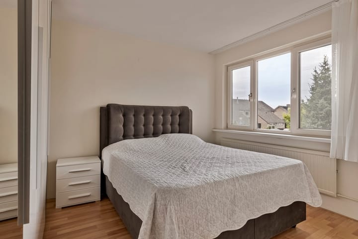 Foto 14 van Monarchstraat 17