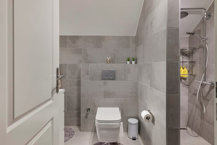 Foto 18 van Monarchstraat 17